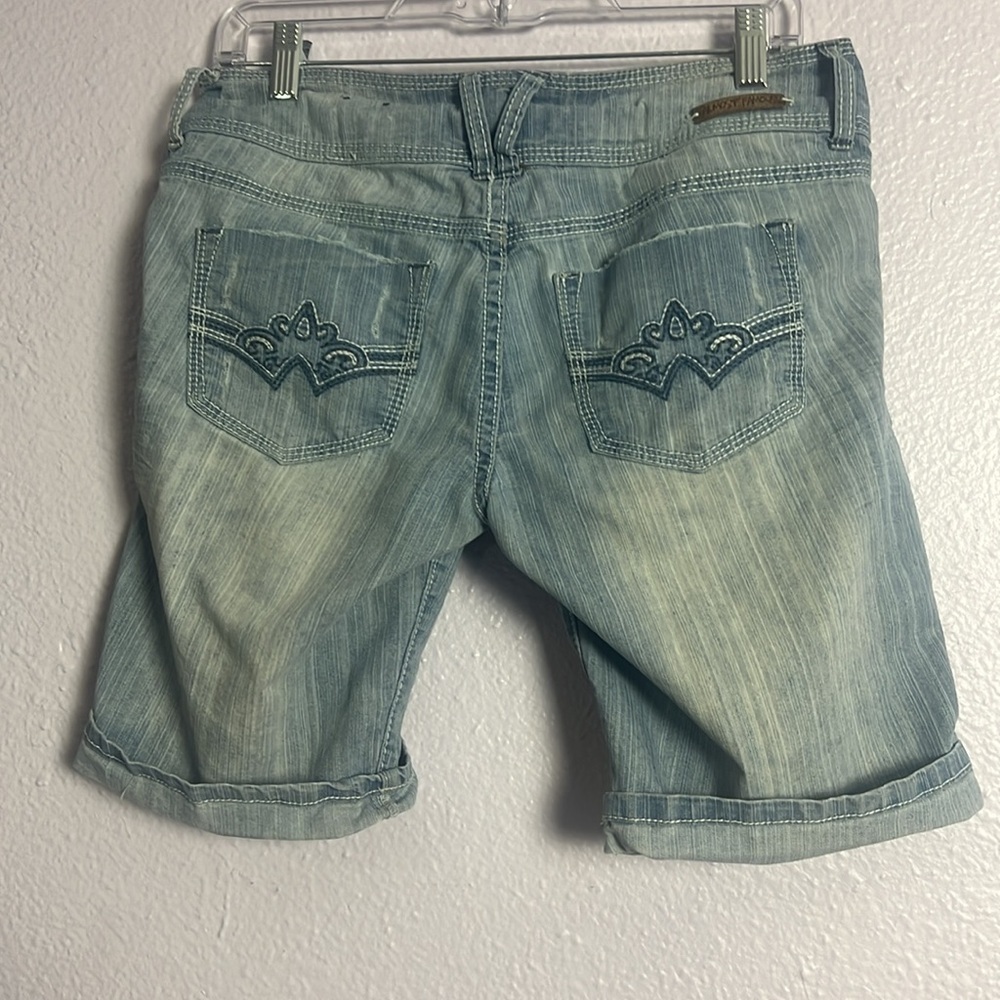 Jean Shorts - Picture 3 of 4